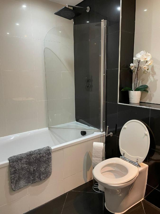 Lovely 2Br Apt In Sheffield City Centre Exterior photo